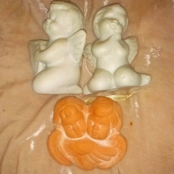 Lot w/Terracotta Sun/Angel/cherubs - Picture 3 of 4